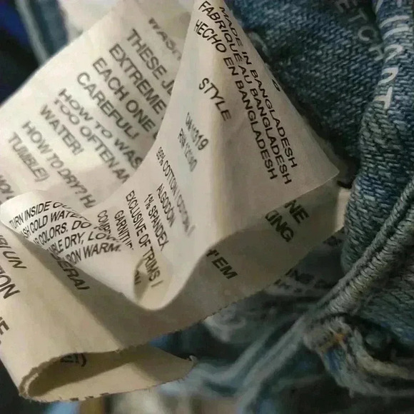 Garage shorts - Picture 3 of 3